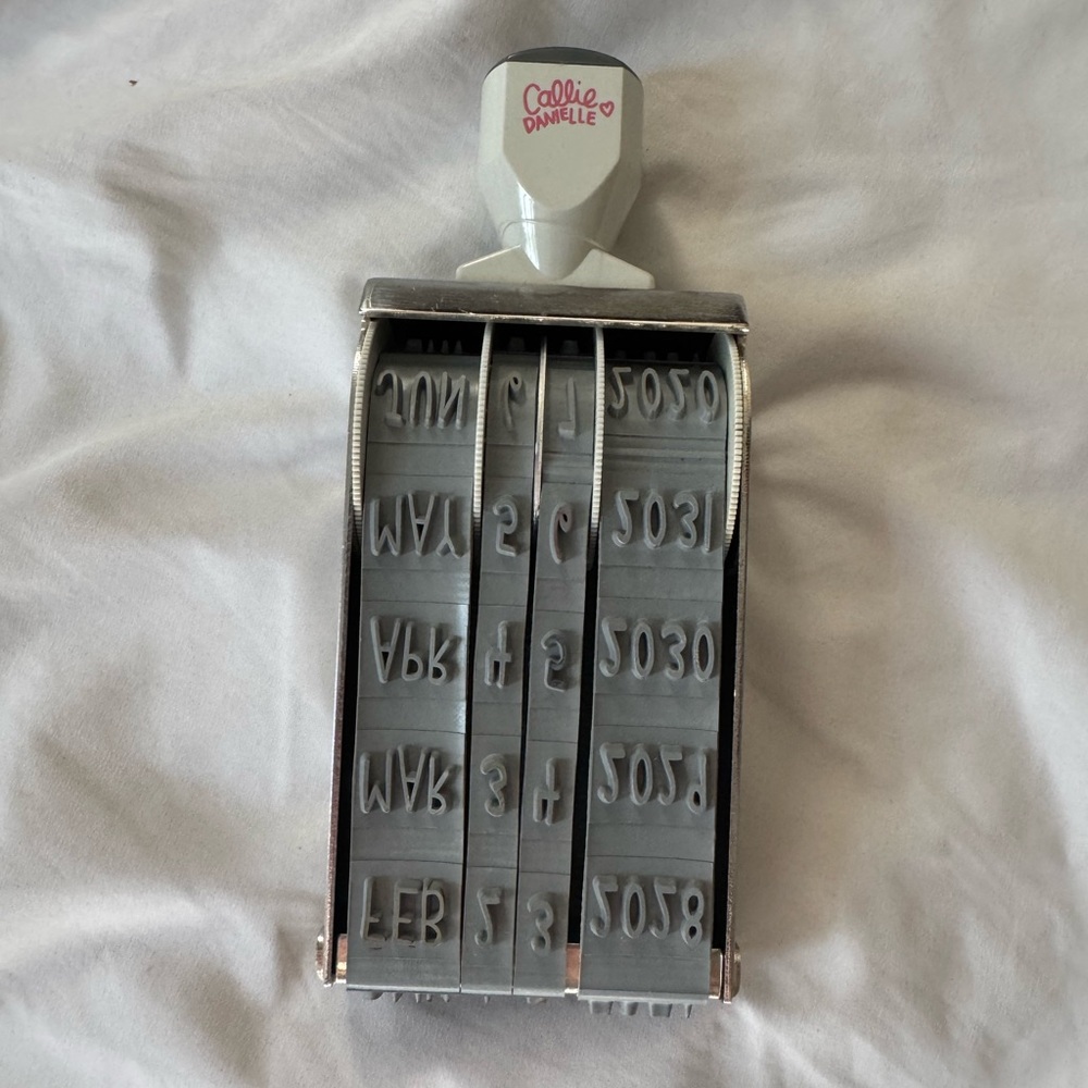 Collie Danielle Date Stamp